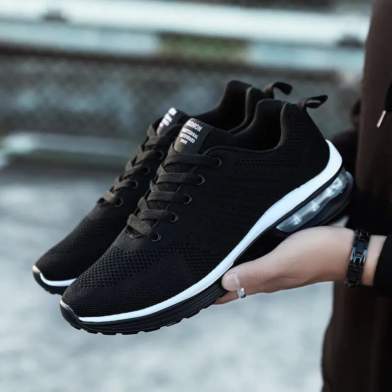 LIGHTWEIGHT WOVEN RUNNING SHOES