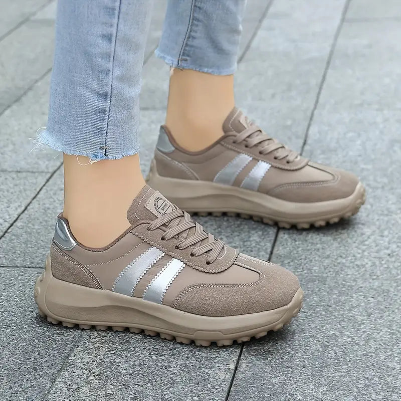 Women's Lace-Up Breathable Workout Shoes