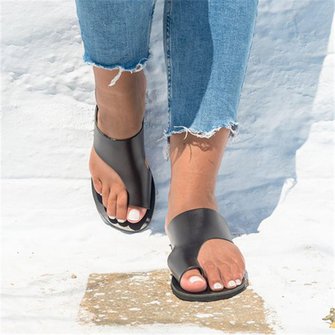 Classic and comfortable orthopedic Sandals