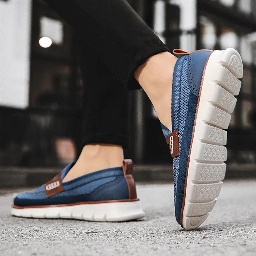 LIGHT CASUAL SLIP-ON SHOES