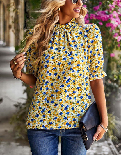 Disty Floral Round Neck 1/2 Sleeve Slim Shirt