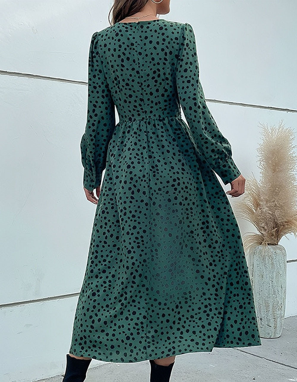 Green Long Sleeve Leopard Printed V Neck Mid Waist Mid A-Line Dresses