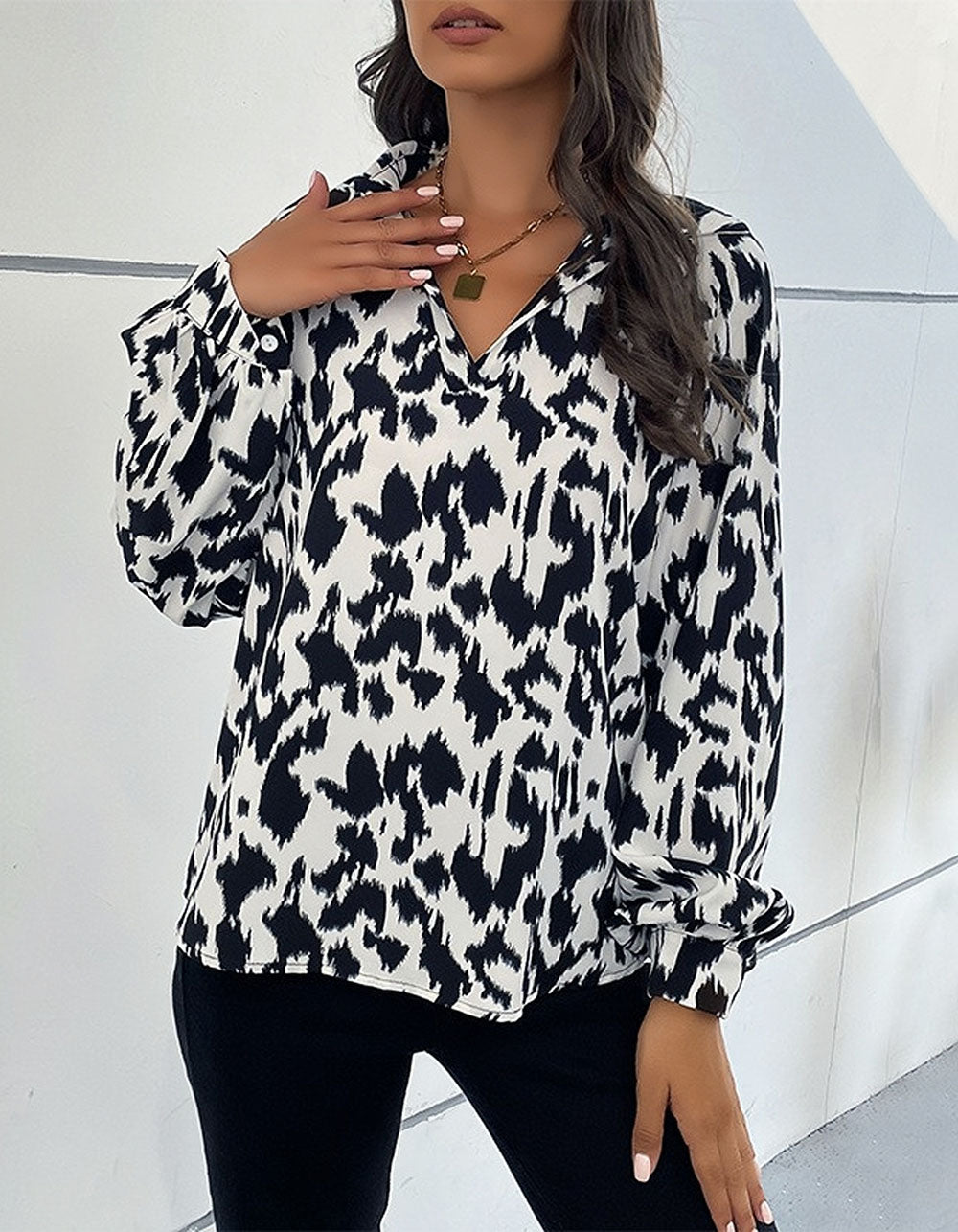 Lapel Long Sleeve Leopard Printed Shirt