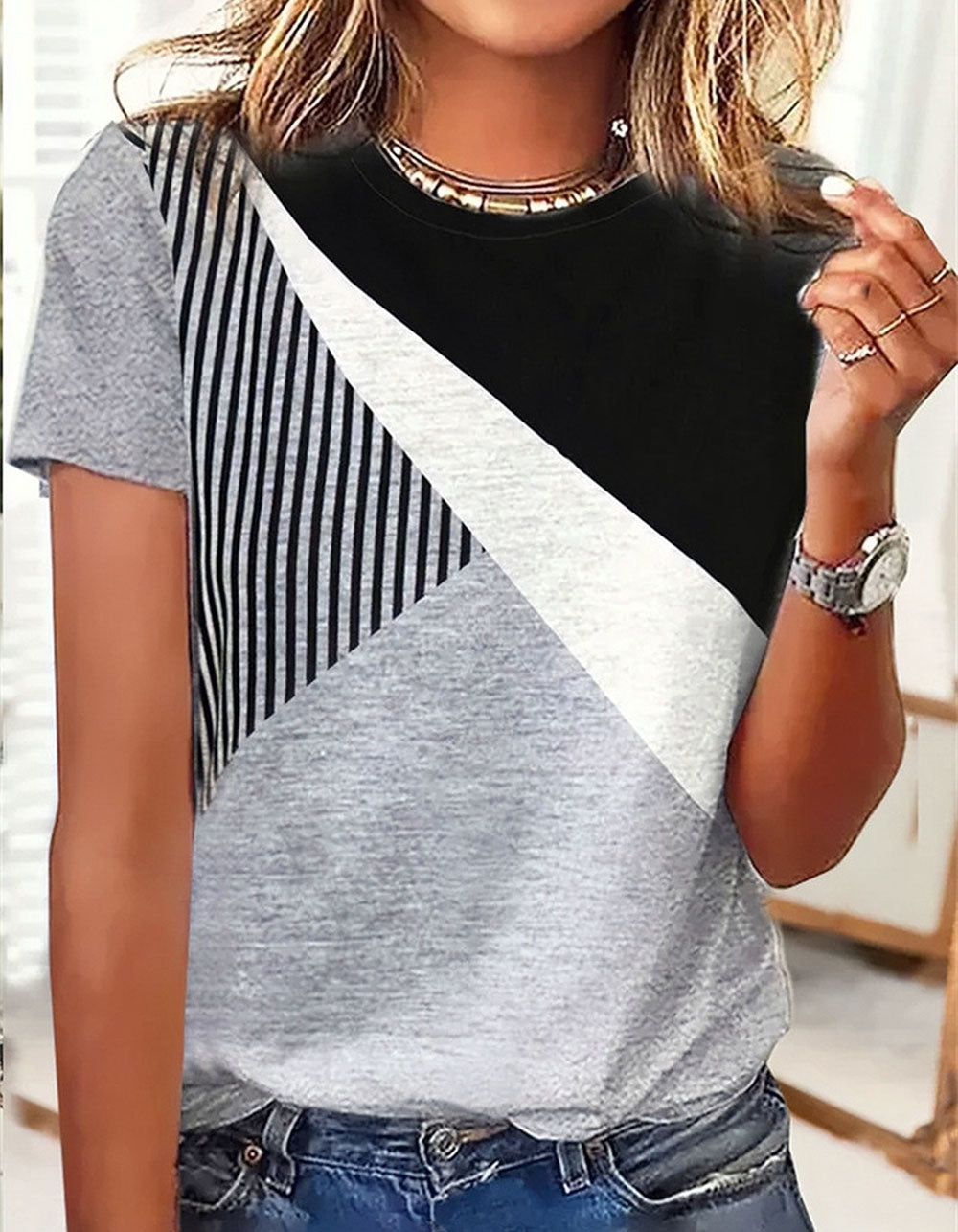 Geometric Print Short Sleeve Round Neck T-Shirt