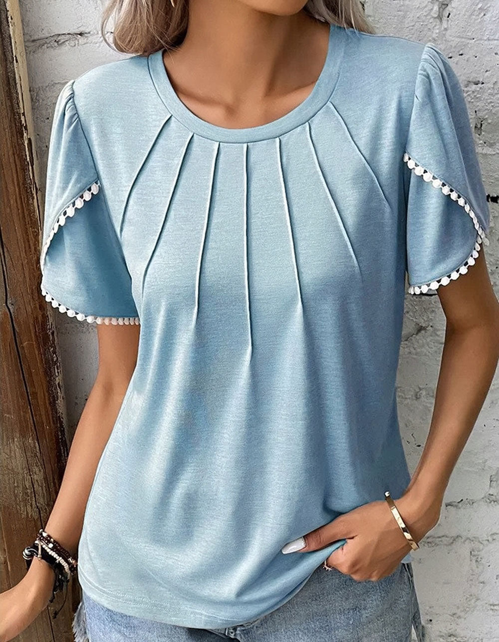 Plus Size Round Neck Solid Color Pleated Short Sleeve T-Shirt