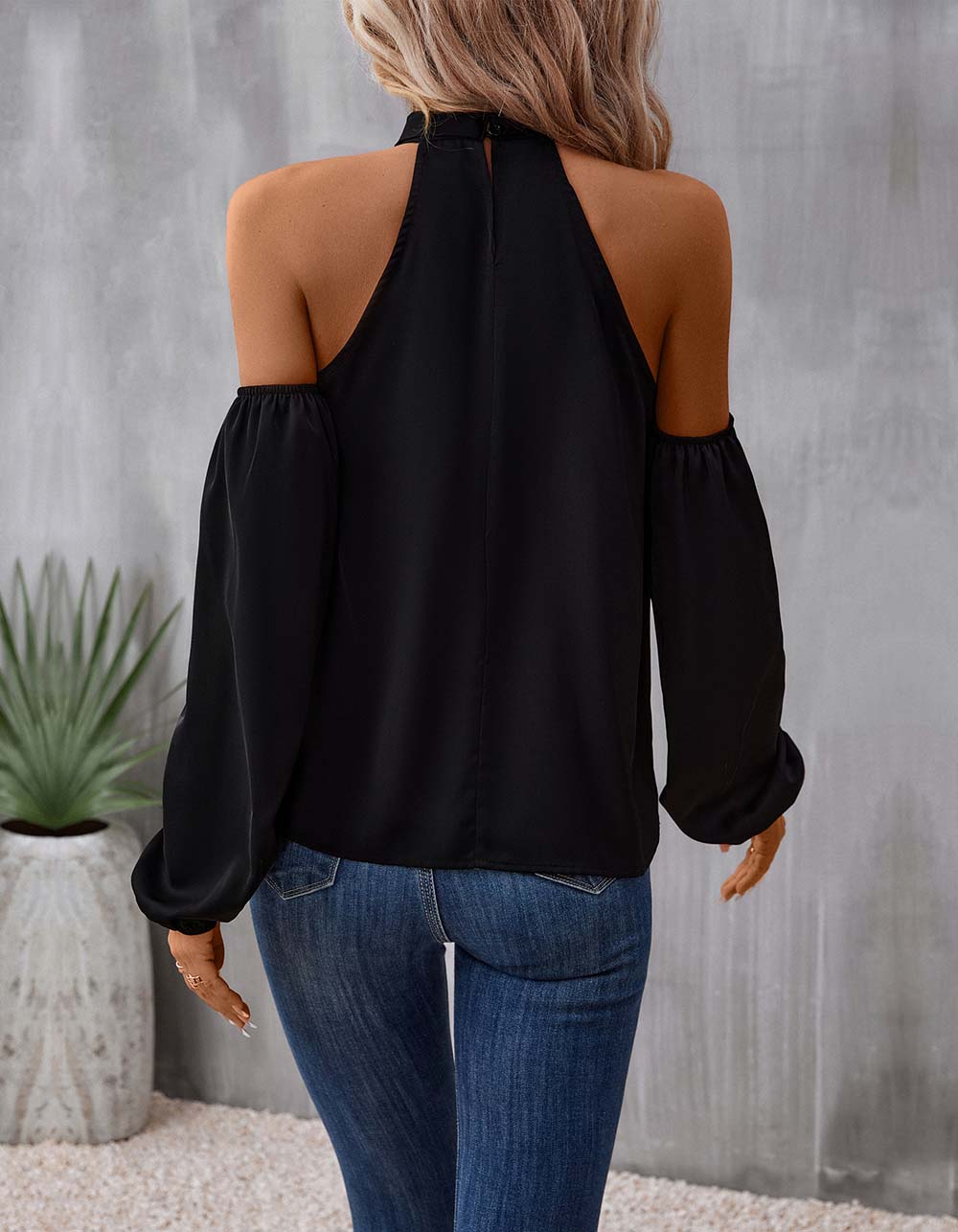 Solid-color Strapless Backless Long Sleeve Shirt