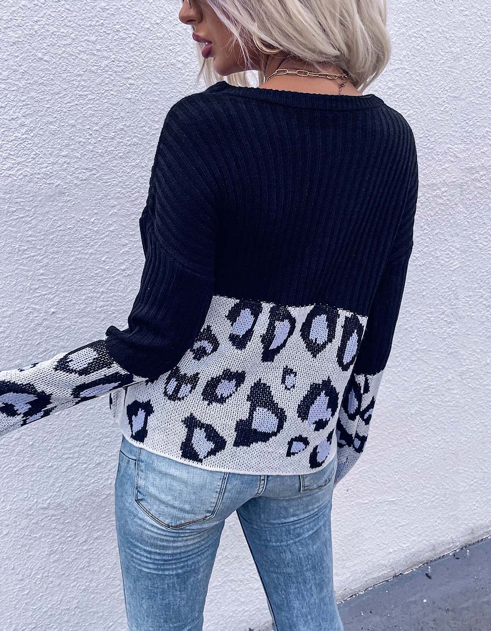 Leopard Print Stitching Round Neck Loose Thin Long Sleeve Knit Sweater