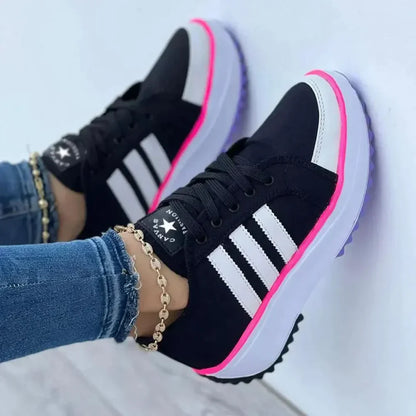 WOMEN'S COMFORT FIT CASUAL SNEAKERS