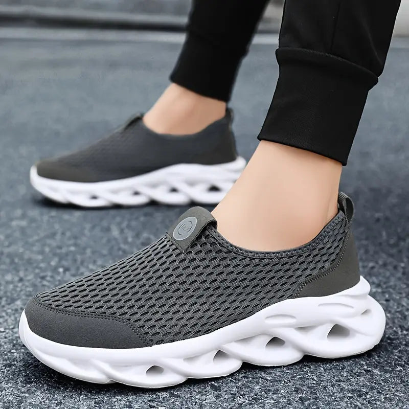 MESH BREATHABLE ORTHOPEDIC SNEAKERS