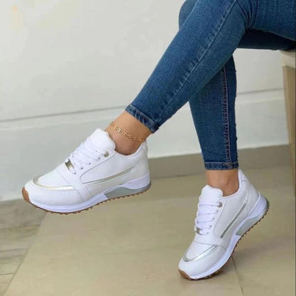 ELEGANT AND COMFY ORTHOPEDIC SNEAKERS