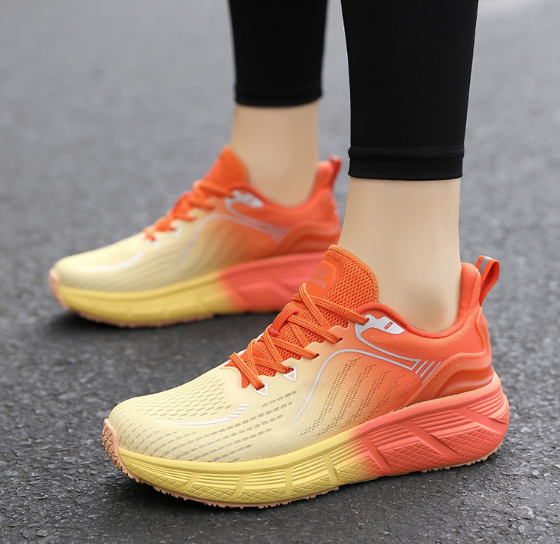 CASUAL LIGHTWEIGHT ORTHOPEDIC SNEAKERS