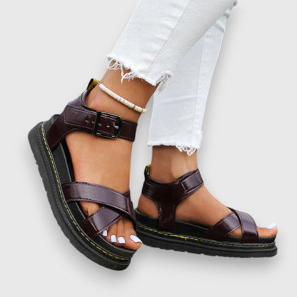 Nina – Sporty Sandalen