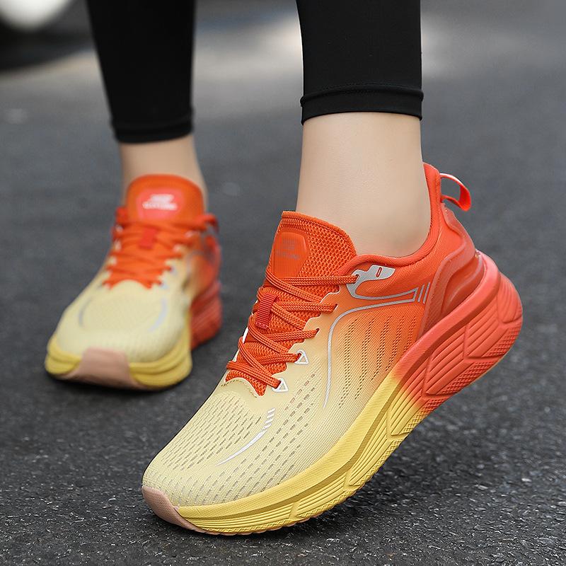 CASUAL LIGHTWEIGHT ORTHOPEDIC SNEAKERS