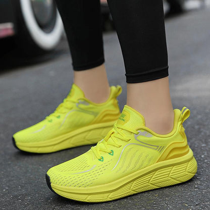 CASUAL LIGHTWEIGHT ORTHOPEDIC SNEAKERS