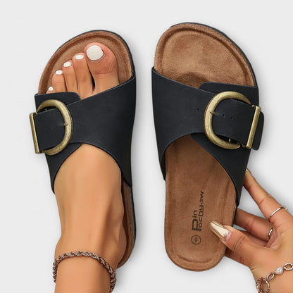 Nokia – Stylish comfort sandals