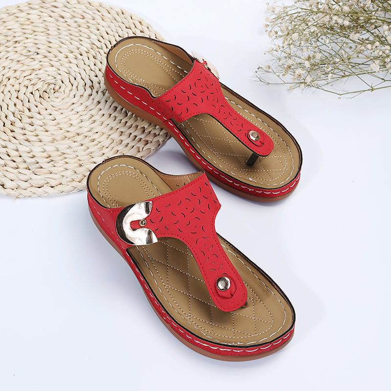 Summer New Women's Metal Decor Feature Pattern Wedge Flip-Flops