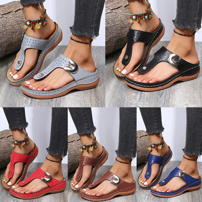 Summer New Women's Metal Decor Feature Pattern Wedge Flip-Flops