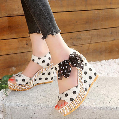 Dot Bowknot Design Platform Wedge Sandal