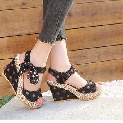 Dot Bowknot Design Platform Wedge Sandal