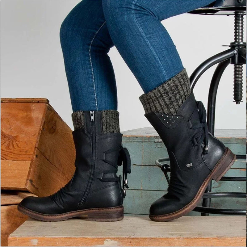 Ladies Trendy Mid-Calf Lace Up Snow Boots